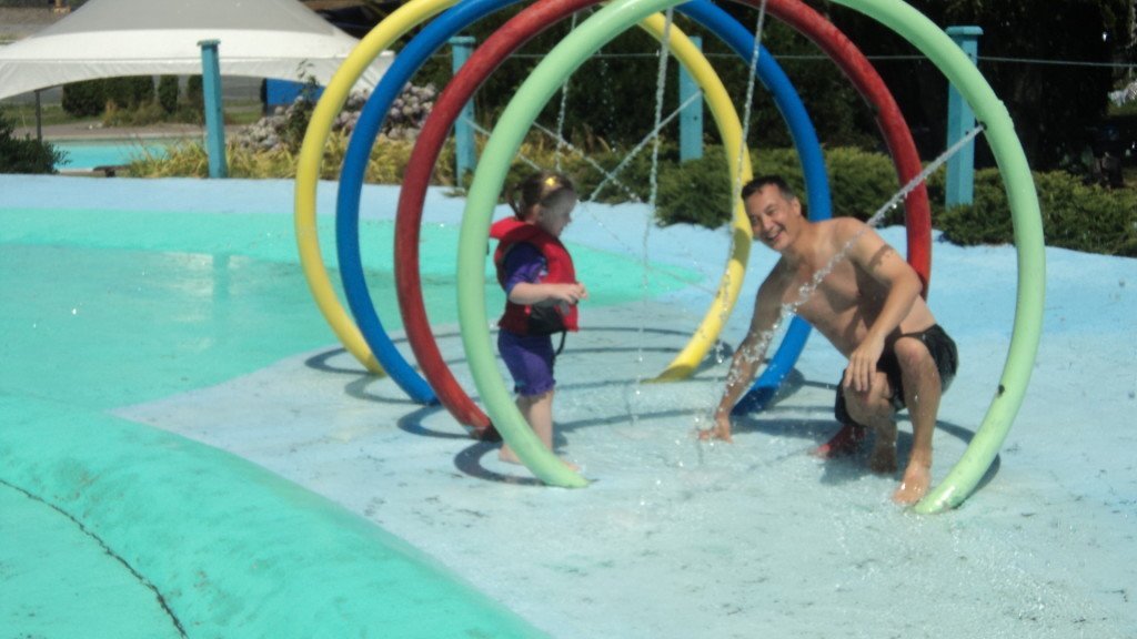 Alivia & Robin Wong at Splashdown Park